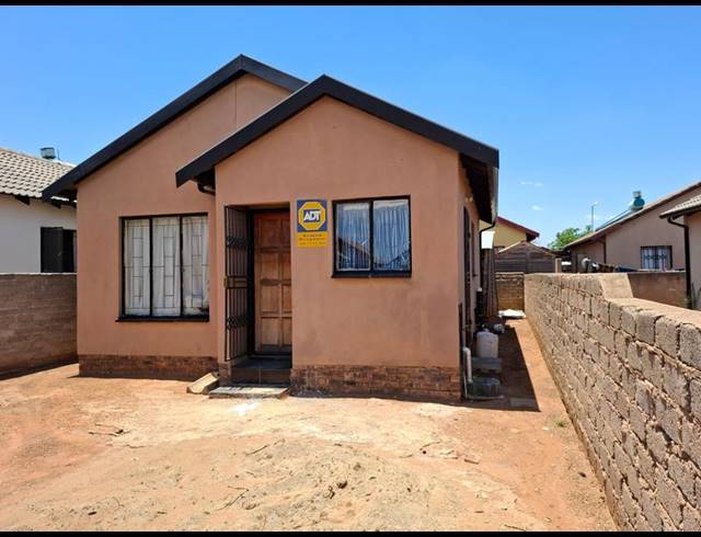 2 BEDROOM HOUSE FOR SALE IN SOSHANGUVE VV
